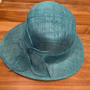 Swan Hat New York NWOT